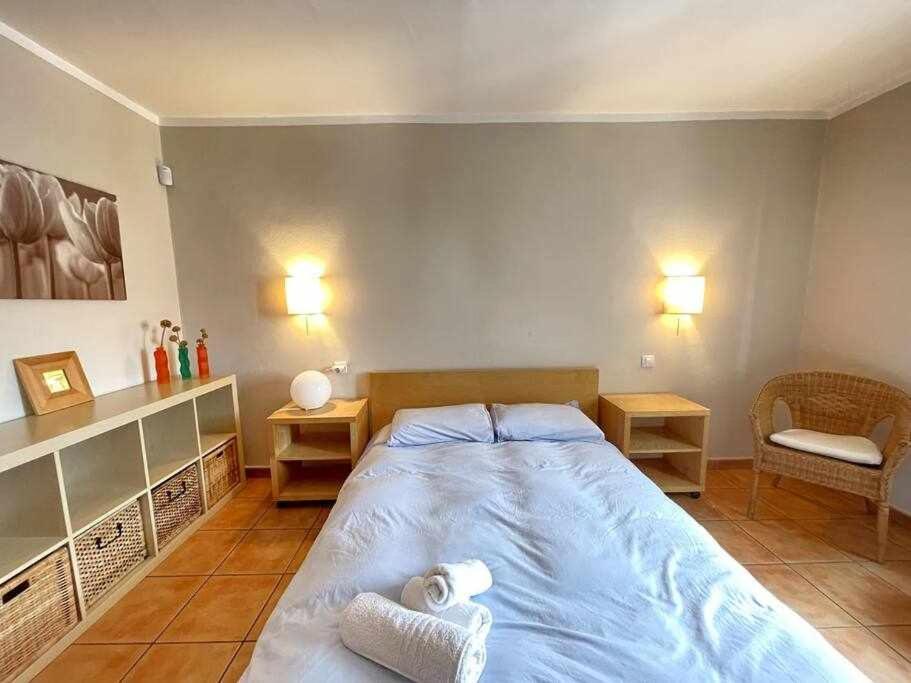 Galdana Apartamento Con Piscina Cala'N Blanes  Exterior photo